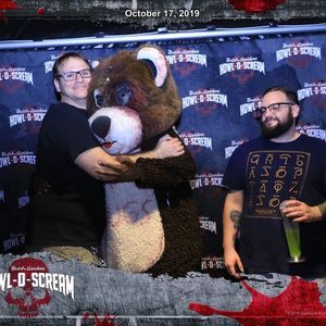 Meet your Posher, Jeffery